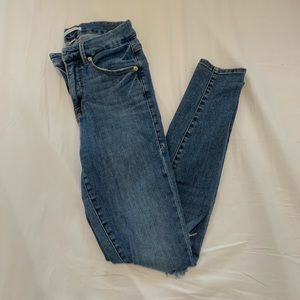 Good American stretch, skinny jeans